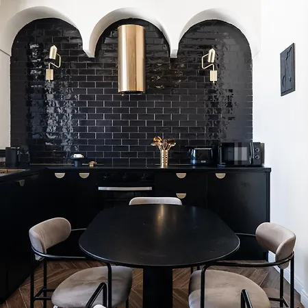 Xoxo From By Wonderful Italy *